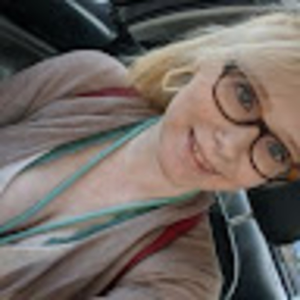 Meet your Posher, Makenzie